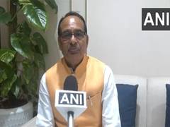 
      
      Shivraj Singh Chouhan jibes at Rahul Gandhi on his statements
      
      