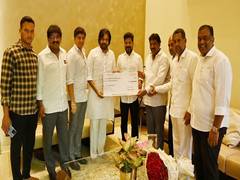 
      
      Pawan Kalyan donates Rs 1 crore to Telangana CMRF
      
      