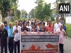 
      
      WB Medical Council holds rally demanding justice in Kolkata 
      
      