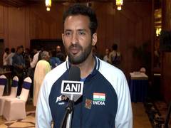 
      
      Star para-shuttlers seek more support from BAI
      
      