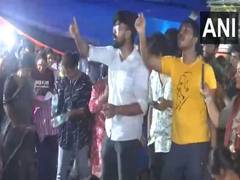 
      
      Junior doctors continue their protests against RG Kar rape-murder
      
      
