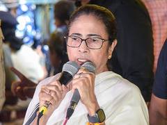
      
      RG Kar rape-murder: CM Mamata to hold meeting with doctors today
      
      