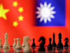 
      
      Debt-ridden Chinese man illegally tries to enter Taiwan
      
      