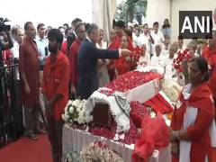 
      
      Chinese envoy to India pays tribute to Sitaram Yechury 
      
      
