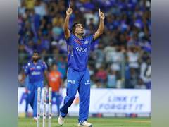 
      
      Haryana pacer Anshul Kamboj shines in Duleep Trophy 
      
      
