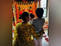 
      
      Kareena shares pic with kids from Ganesh Chaturthi celebrations
      
      