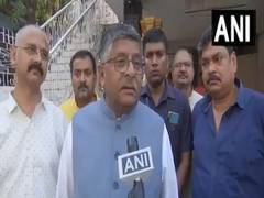 
      
      Ravi Shankar Prasad criticizes Delhi CM's decision to resig
      
      