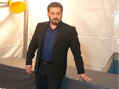 
      
      Salman issues official notice to warn fans about fake US show
      
      