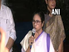 
      
      West Bengal CM Banerjee agrees to doctors’ demands
      
      