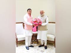 
      
      Uttarakhand CM Dhami extends birthday wishes to PM Modi
      
      