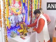 
      
      MP: CM Mohan Yadav offer prayers to Lord Vishwakarma at CM House
      
      