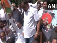 
      
      Congress workers protest against union minister Ravneet Singh Bit
      
      