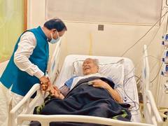 
      
      Odisha CM meets former AP Governor Biswabhusan in hospital
      
      