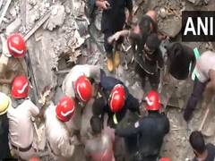 
      
      Building collapses in Delhi's Karol Bagh area, 8 rescued
      
      