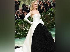 
      
      Nicole Kidman opens up about her insecurities
      
      