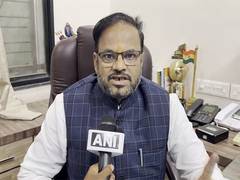 
      
      BJP MP Anil Bonde calls for 'chatka' against Rahul Gandhi
      
      