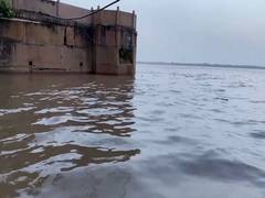 
      
      Water level of river Ganga rises at Varanasi due to heavy rain 
      
      