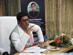 
      
      Union MoS reviews progress of central higher education institutes
      
      