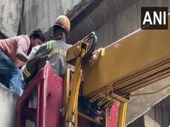 
      
      Noida woman stuck on pillar of elevated road after vehicle rams 
      
      