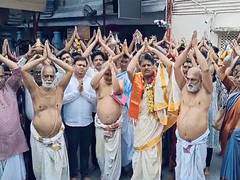 
      
      Priest at Chilkur Balaji Temple conduct Prayaschitta Pradakshinam
      
      