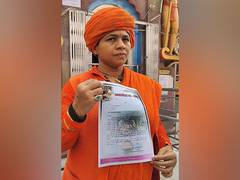 
      
      Lucknow’s Mankameshwar temple bans ‘prasad' from market
      
      