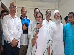 
      
      CM Mamata Banerjee slams Centre on Bengal flood
      
      