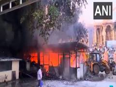 
      
      Madhya Pradesh: Fire breaks out at medicine warehouse of hospital
      
      