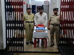 
      
      Tripura: Agartala RPF, GRP seize 10 kg marijuana, one held
      
      