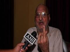
      
      J-K: EC launches home voting process in Udhampur
      
      