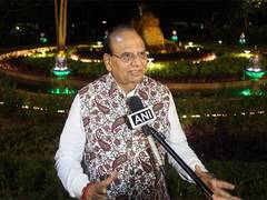 
      
      Delhi LG writes to chief secretary for laying pending CAG reports
      
      