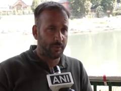
      
      High-profile politician, people can't meet Omar Abdullah: Bashir 
      
      