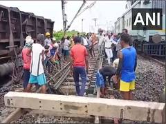 
      
      Goods train derails in Jharkhand's Bokaro
      
      