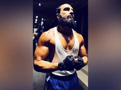 
      
      B-town’s new Dad Ranveer Singh flaunts rugged look
      
      