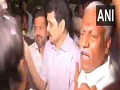 
      
      Former Tamil Nadu Minister V Senthil Balaji walks out of jail
      
      