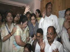 
      
      Delhi: MCD election for standing committee postponed amid protest
      
      