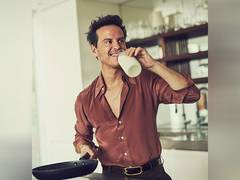 
      
      Andrew Scott to star in one-man ‘Vanya’ off-Broadway
      
      