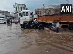 
      
      Heavy rain causes waterlogging in Ambaji area of Banaskantha 
      
      