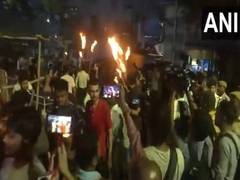 
      
      West Bengal Junior Doctors Front holds torch rally 
      
      