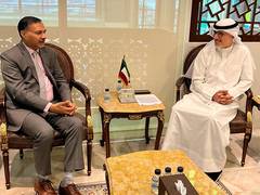 
      
      India, Kuwait discuss ways to advance bilateral trade, investment
      
      