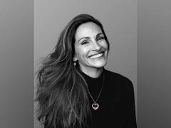 
      
      Julia Roberts to be honored with César Award in Paris
      
      