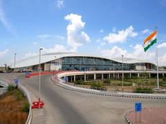 
      
      MP: Bhopal airport begins 24-hour operations
      
      