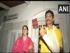 
      
      Injured in Kathua encounter, DSP Sukhbir Singh casts vote 
      
      