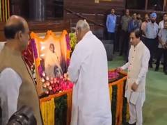 
      
      Congress leaders pays homage to Mahatma Gandhi at Central Hall of
      
      