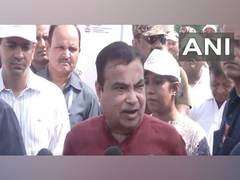
      
      Mahatma Gandhi's dream of 'Swachh Bharat' coming true: Gadkari
      
      
