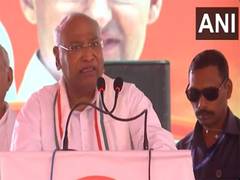 
      
      Karnataka bye-polls: Congress approves Raju Poojary's candidature
      
      