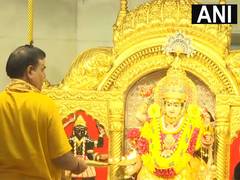 
      
      Delhi: First day of Shardiya Navratri celebrated with aarti
      
      