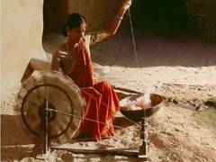 
      
      KVIC hikes wages of  khadi artisans on Gandhi Jayanti
      
      