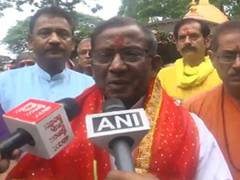 
      
      Assam Governor offers prayers on first day of Sharadiya Navratri 
      
      