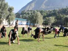 
      
      Indian army trains aspirants to join army 
      
      