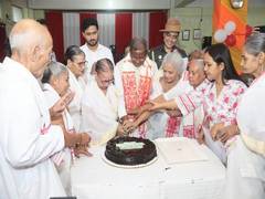 
      
      Assam Governor celebrates birthday with inmates of Mother Old Age
      
      